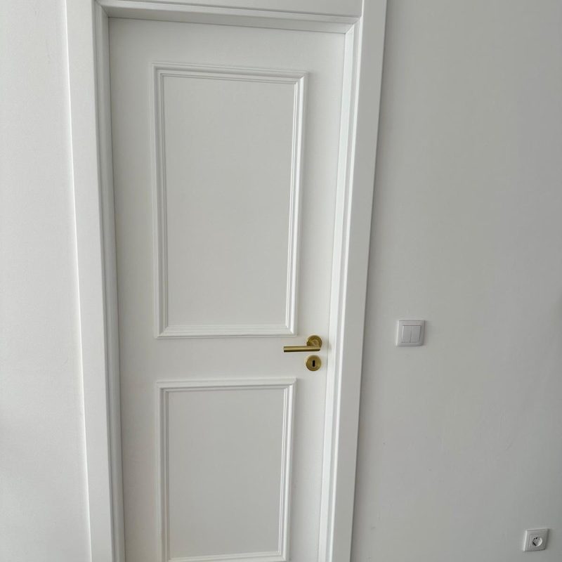 Porta lacada branca feita à medida